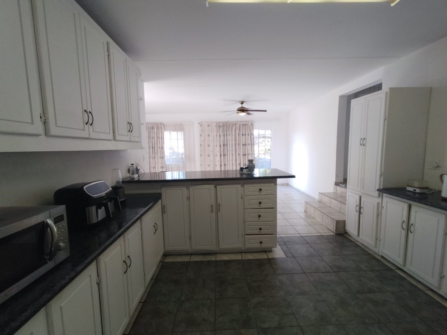 3 Bedroom Property for Sale in Baysvalley Free State